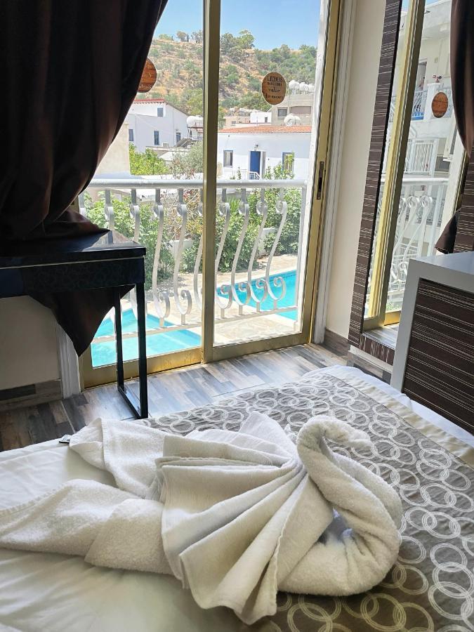 Antonis G. Hotel Apartments Вороклини Екстериор снимка