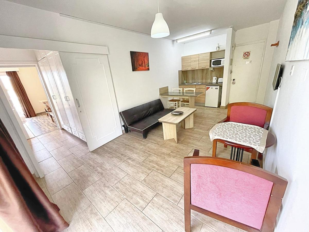 Antonis G. Hotel Apartments Вороклини Екстериор снимка